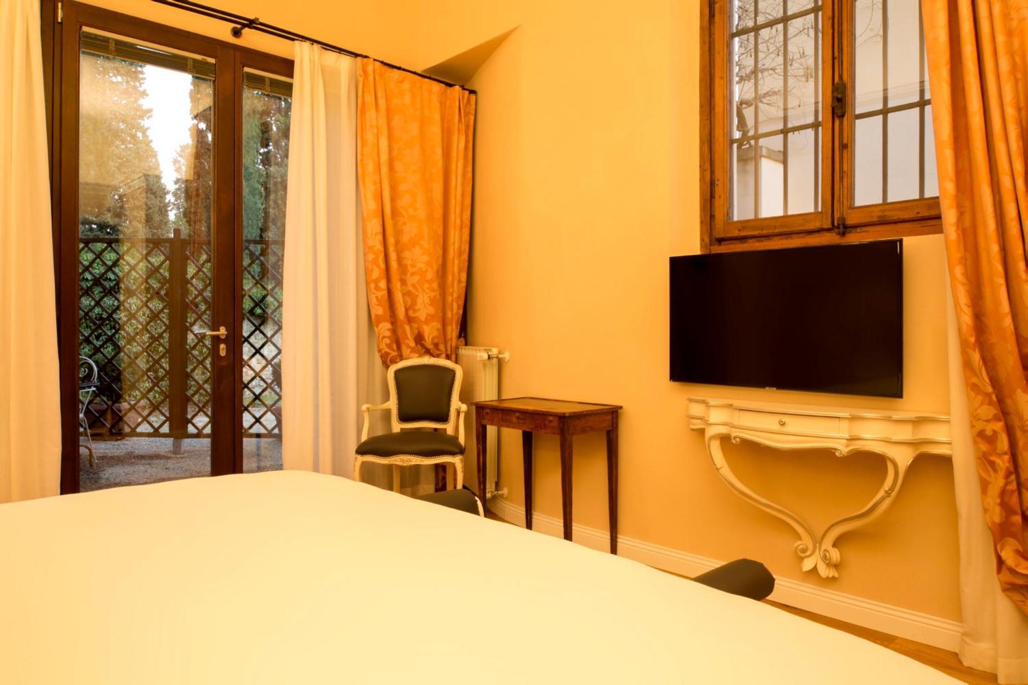 Art Hotel Villa Agape - Place Of Charme Florenţa Exterior foto